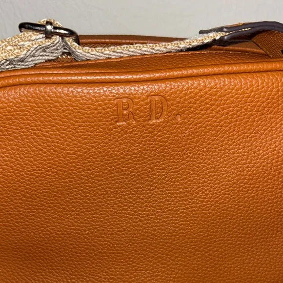 Rea Dunn faux leather camera bag - Picture 2 of 7